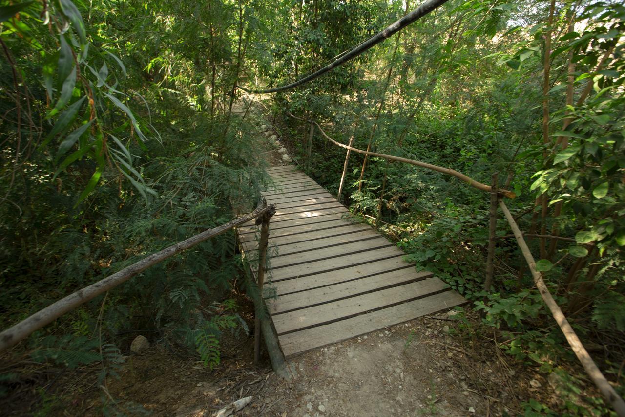 Hotel Sharhabil Bin Hasnah Ecopark Qulay'at Esterno foto